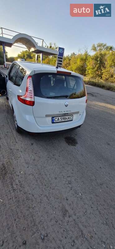 Минивэн Renault Scenic 2010 в Черкассах фото 7 Минивэн Renault Scenic 2010 в Черкассах