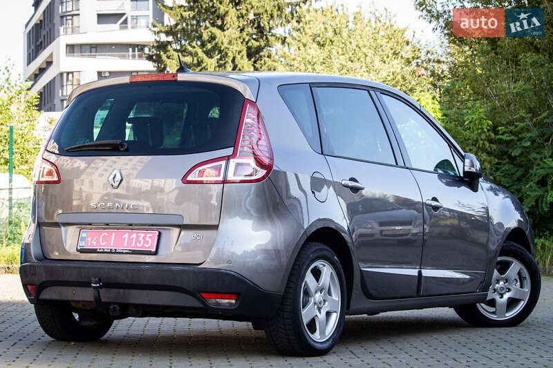 Минивэн Renault Scenic 2010 в Львове