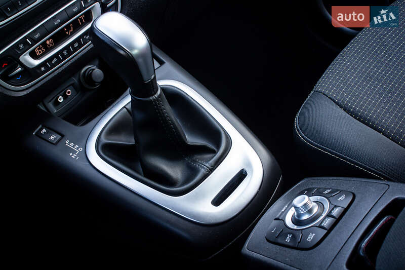 Минивэн Renault Scenic 2010 в Львове