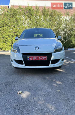 Минивэн Renault Scenic 2009 в 