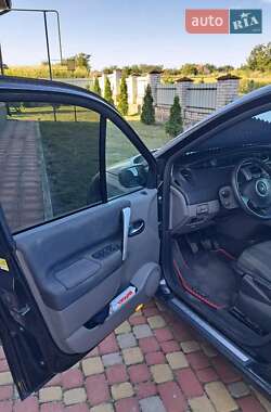 Минивэн Renault Scenic 2006 в 