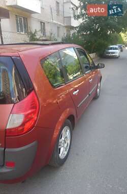 Минивэн Renault Scenic 2006 в 