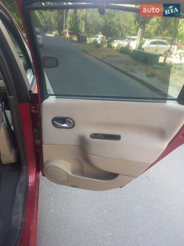 Минивэн Renault Scenic 2006 в Николаеве