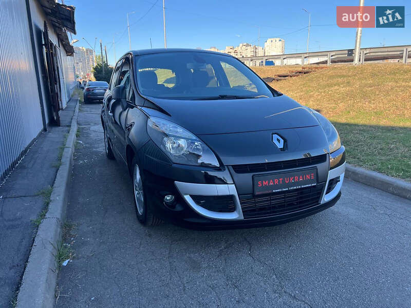 Минивэн Renault Scenic 2011 в Киеве фото 16 Минивэн Renault Scenic 2011 в Киеве