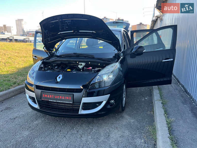 Минивэн Renault Scenic 2011 в Киеве фото 40 Минивэн Renault Scenic 2011 в Киеве