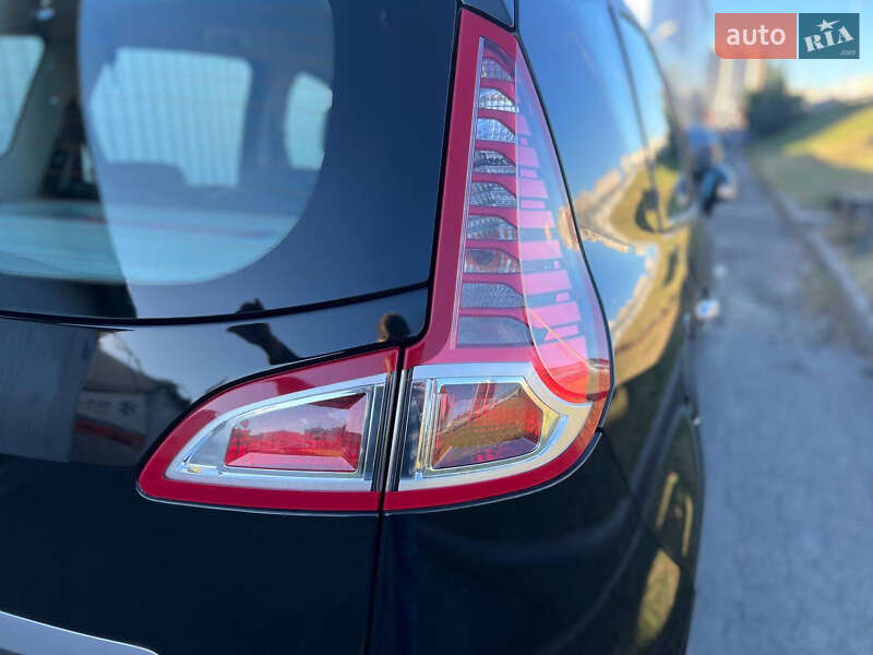 Минивэн Renault Scenic 2011 в Киеве фото 48 Минивэн Renault Scenic 2011 в Киеве
