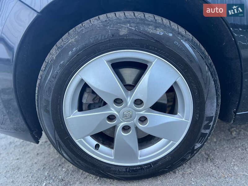 Минивэн Renault Scenic 2011 в Киеве фото 53 Минивэн Renault Scenic 2011 в Киеве