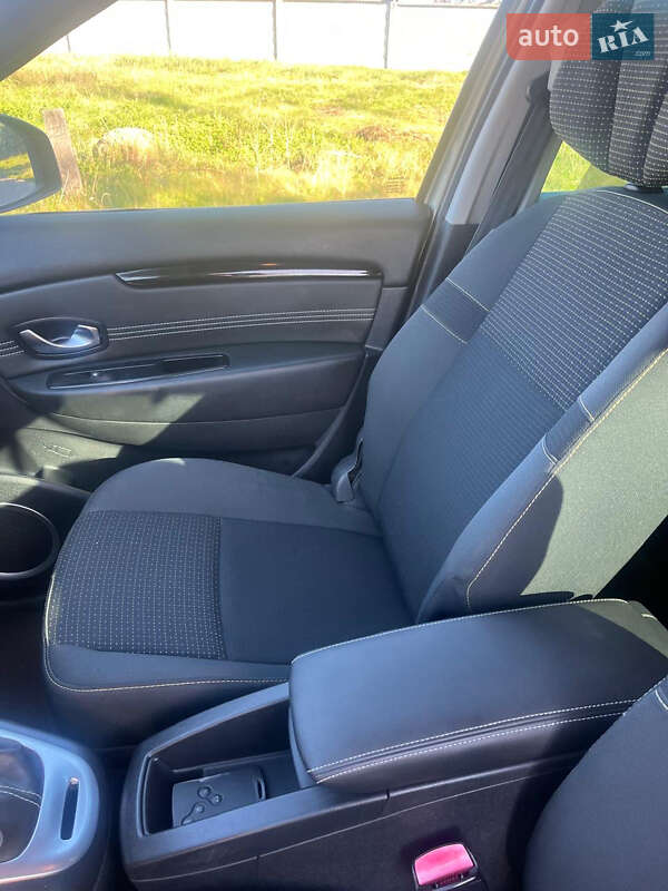 Минивэн Renault Scenic 2011 в Луцке