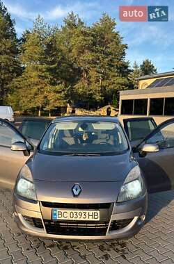 Минивэн Renault Scenic 2011 в Судовой Вишне