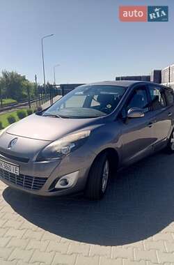 Renault Scenic 2009