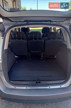 Минивэн Renault Scenic 2009 в 