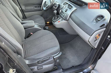 Минивэн Renault Scenic 2006 в 