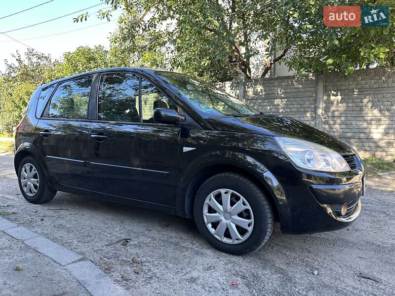 Минивэн Renault Scenic 2008 в 