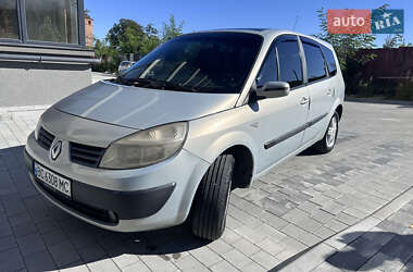 Минивэн Renault Scenic 2004 в 