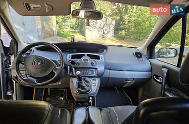 Минивэн Renault Scenic 2005 в 