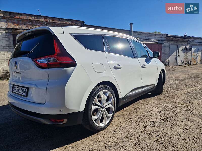 Минивэн Renault Scenic 2017 в Запорожье