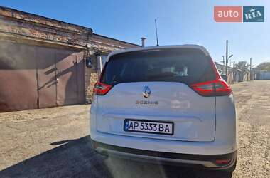 Минивэн Renault Scenic 2017 в 