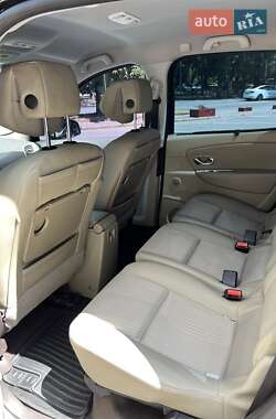 Минивэн Renault Scenic 2009 в 