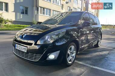Минивэн Renault Scenic 2009 в 