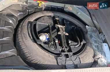 Минивэн Renault Scenic 2004 в 