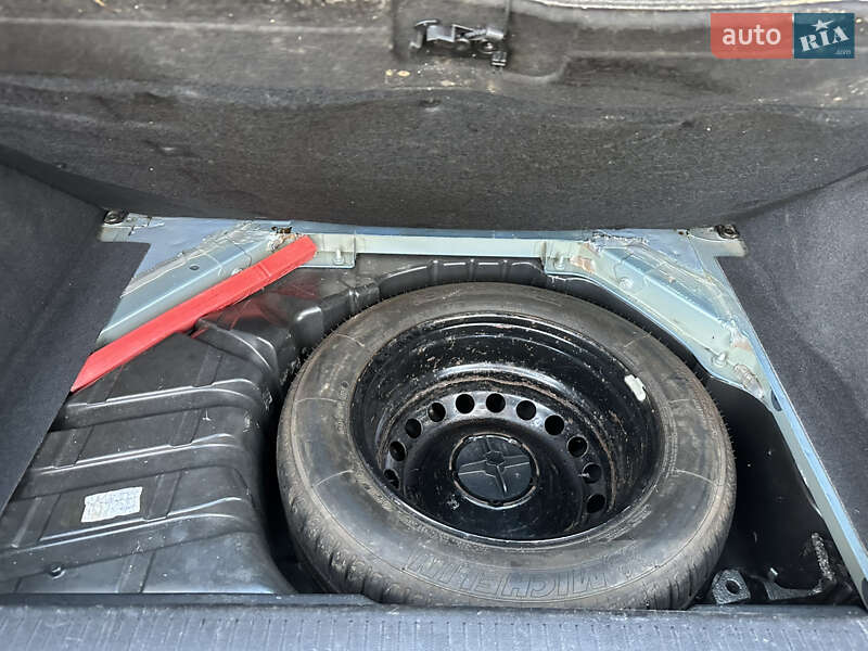 Минивэн Renault Scenic 2010 в Киеве