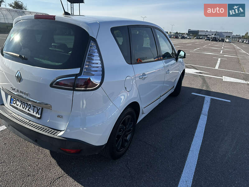 Минивэн Renault Scenic 2015 в Львове