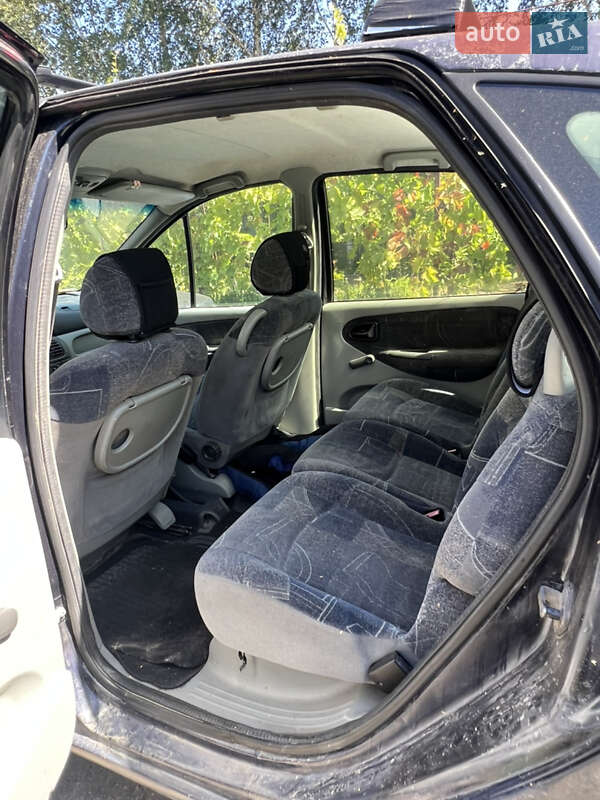 Минивэн Renault Scenic 2000 в Черновцах