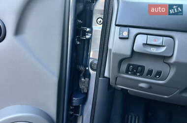 Минивэн Renault Scenic 2007 в 
