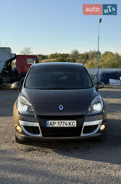 Мінівен Renault Scenic 2010 в Запоріжжі