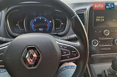 Минивэн Renault Scenic 2018 в 