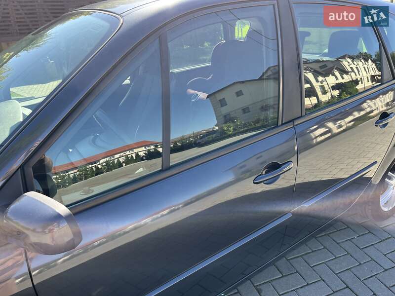 Минивэн Renault Scenic 2007 в Золочеве