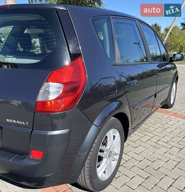 Минивэн Renault Scenic 2007 в Золочеве