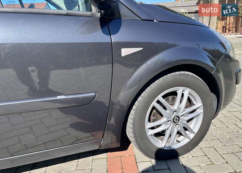 Минивэн Renault Scenic 2007 в Золочеве