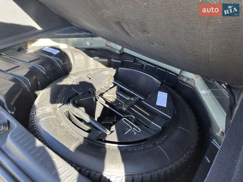 Минивэн Renault Scenic 2007 в Золочеве