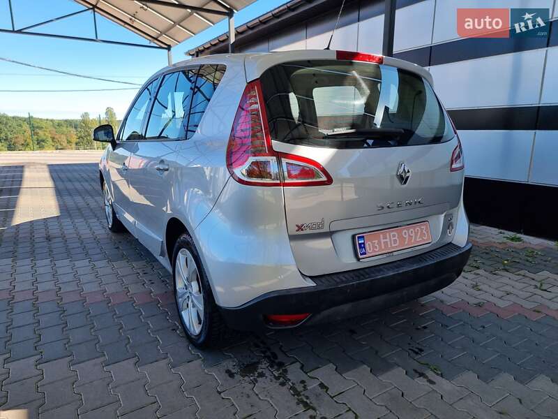 Минивэн Renault Scenic 2011 в Виннице