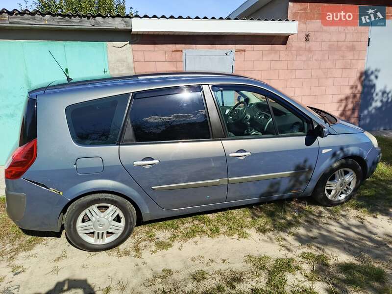 Минивэн Renault Scenic 2007 в Вараше