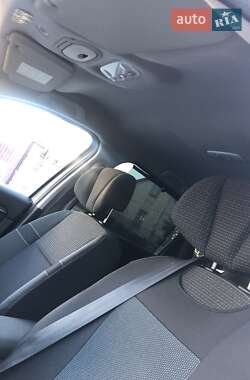 Минивэн Renault Scenic 2010 в 