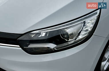 Минивэн Renault Scenic 2017 в 