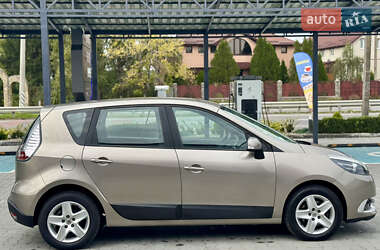 Минивэн Renault Scenic 2012 в 