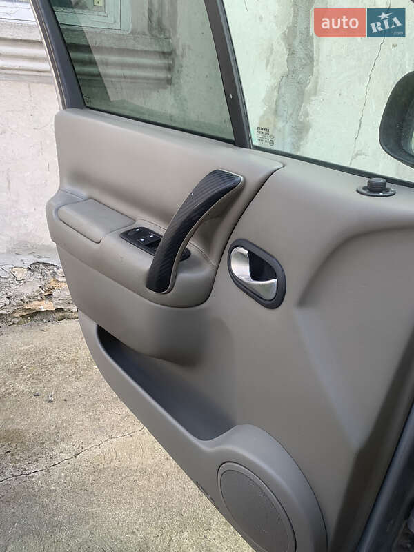 Мінівен Renault Scenic 2004 в Старокостянтинові