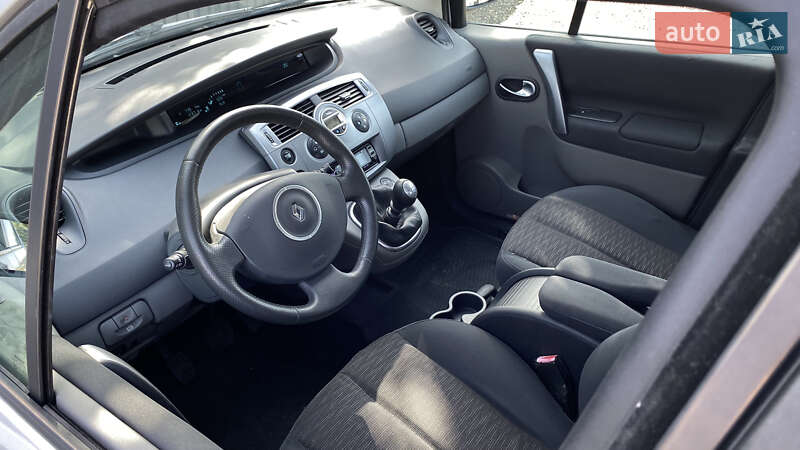 Минивэн Renault Scenic 2007 в Луцке