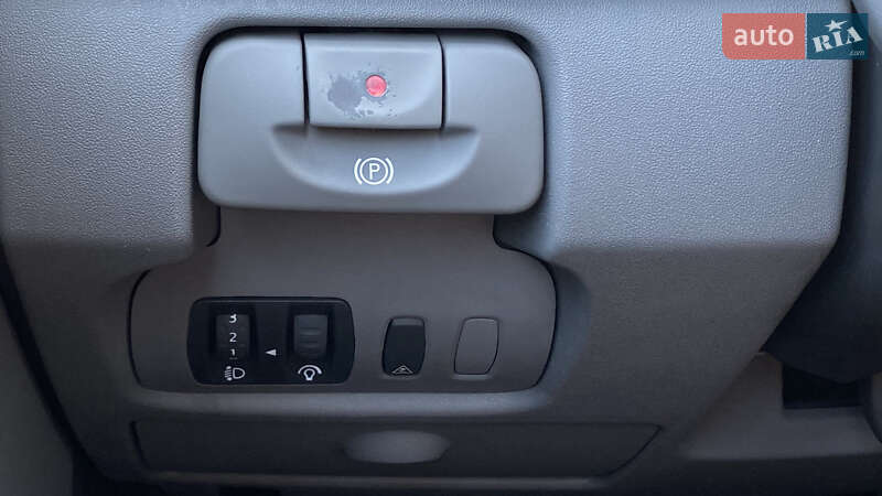 Минивэн Renault Scenic 2007 в Луцке