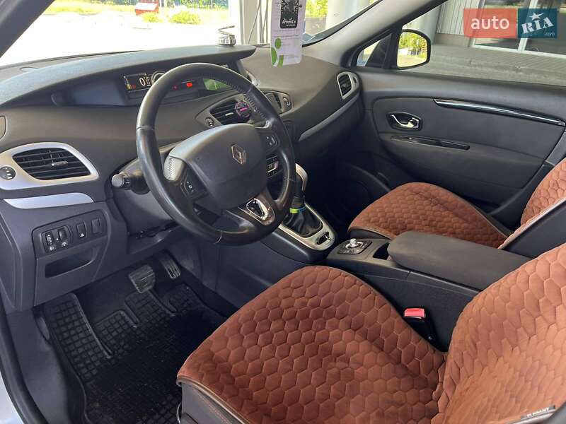 Минивэн Renault Scenic 2014 в Николаеве