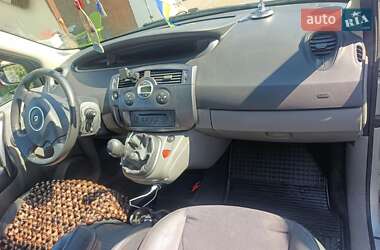 Минивэн Renault Scenic 2006 в 