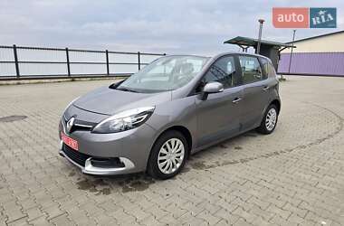 Минивэн Renault Scenic 2012 в 