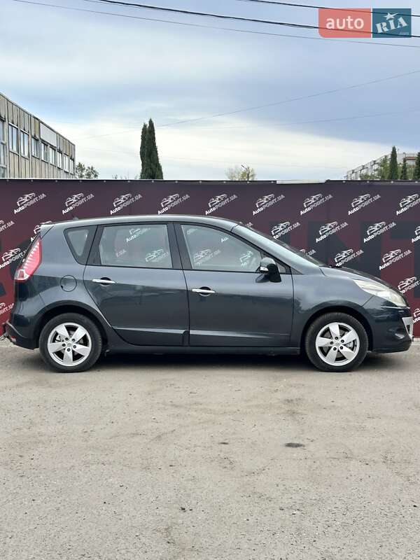 Минивэн Renault Scenic 2009 в Сумах