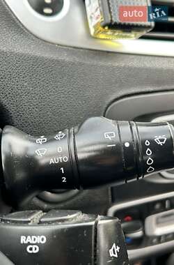 Минивэн Renault Scenic 2009 в 