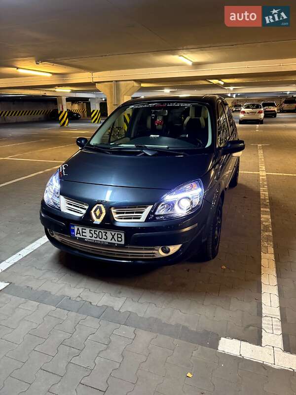 Минивэн Renault Scenic 2007 в Каменском