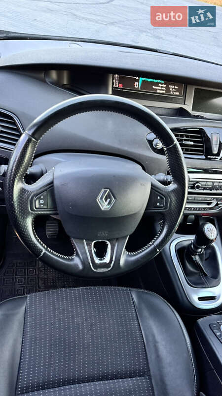 Минивэн Renault Scenic 2013 в Черновцах