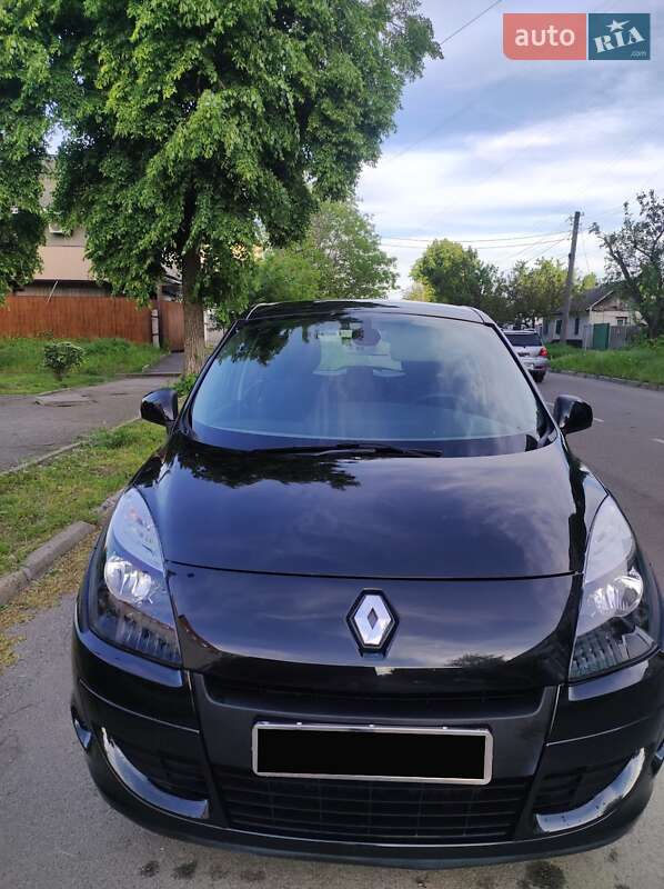 Минивэн Renault Scenic 2009 в Ровно